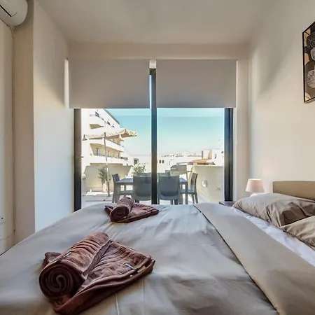 公寓 Modern Penthouse Near Seafront