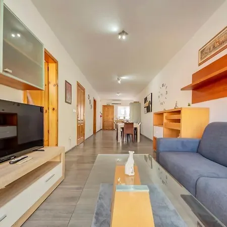 2br Penthouse With Jacuzzi Apartament *