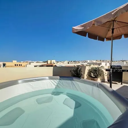 Apartament 2br Penthouse With Jacuzzi *