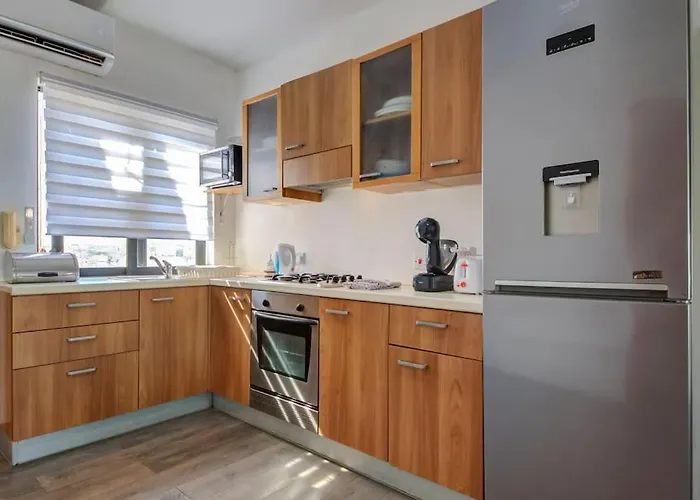 Modern Penthouse Near Seafront