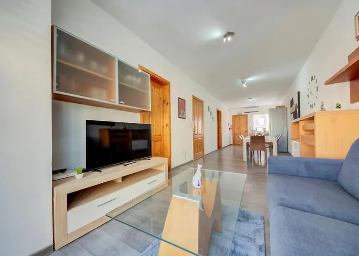 Modern Penthouse Near Seafront *