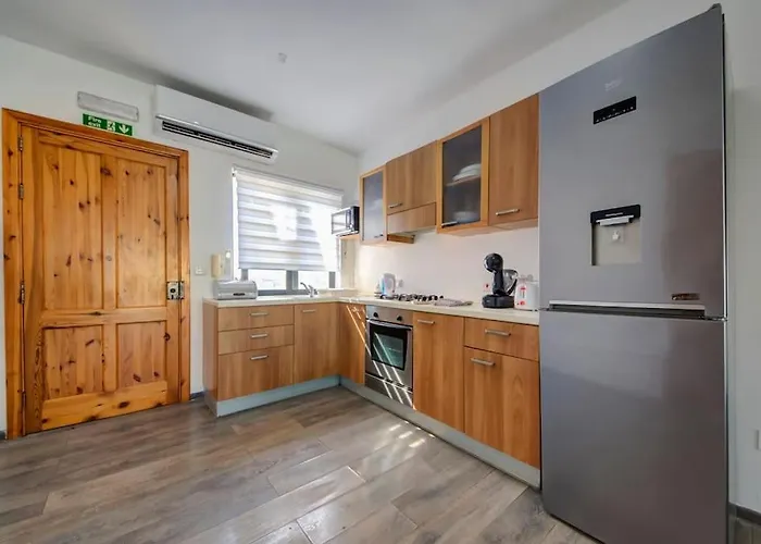 Appartement Modern Penthouse Near Seafront