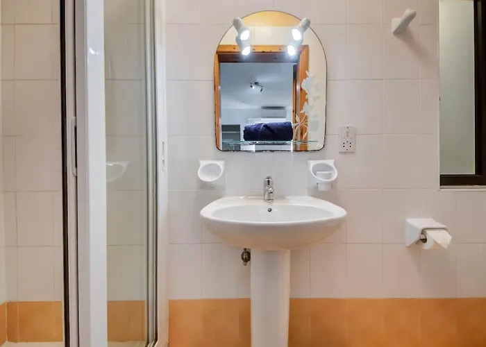 Modern Penthouse Near Seafront Appartement *